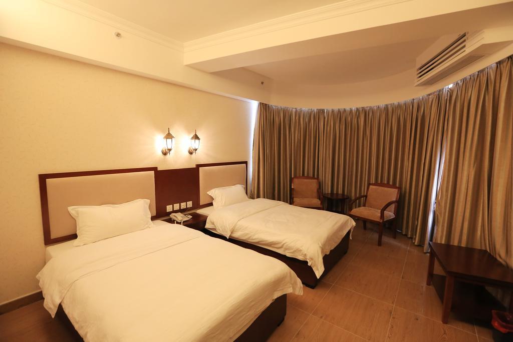 Towns Well Hotel Макао Екстериор снимка