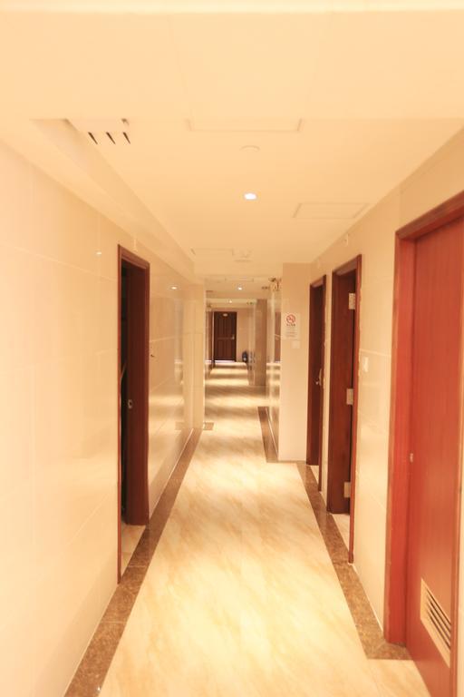 Towns Well Hotel Макао Екстериор снимка